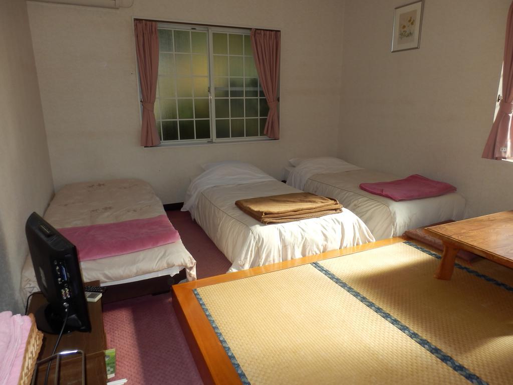 Izumi Hotel Ukuszu Kültér fotó