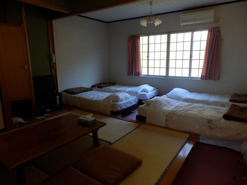 Izumi Hotel Ukuszu Kültér fotó